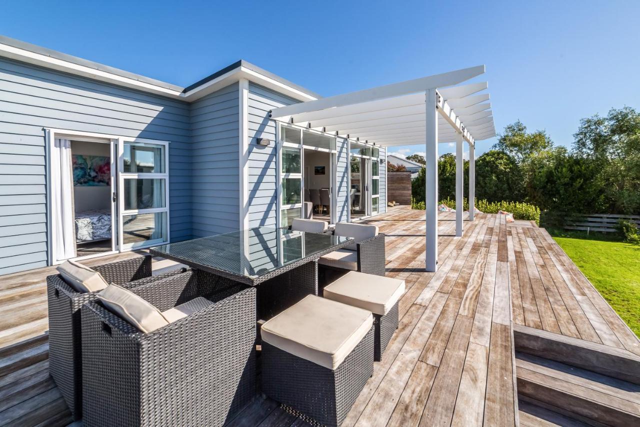 Blue Bungalow Martinborough Esterno foto