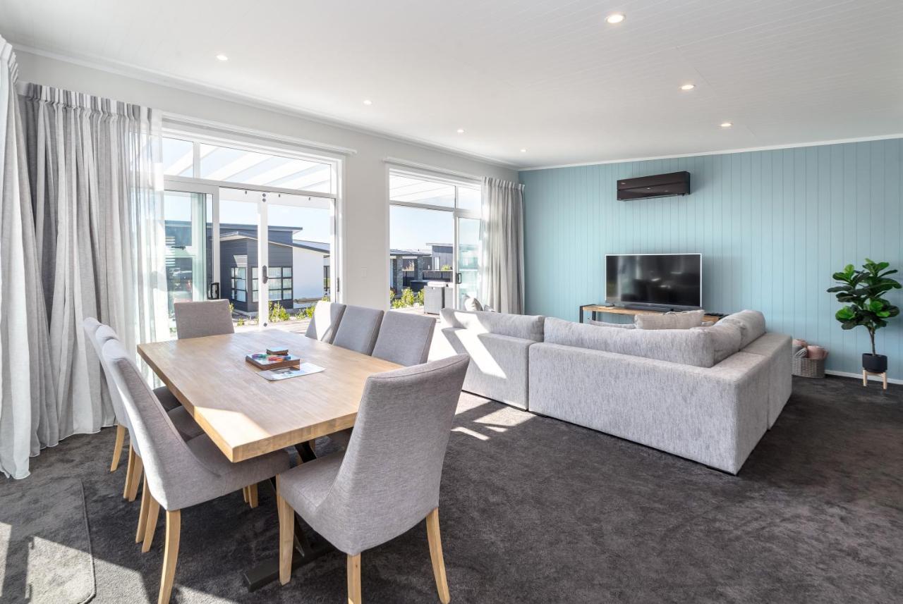 Blue Bungalow Martinborough Esterno foto