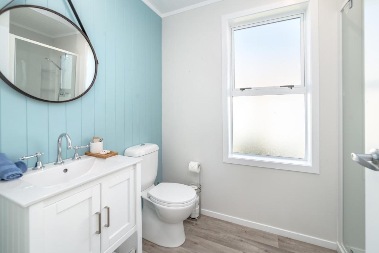 Blue Bungalow Martinborough Esterno foto